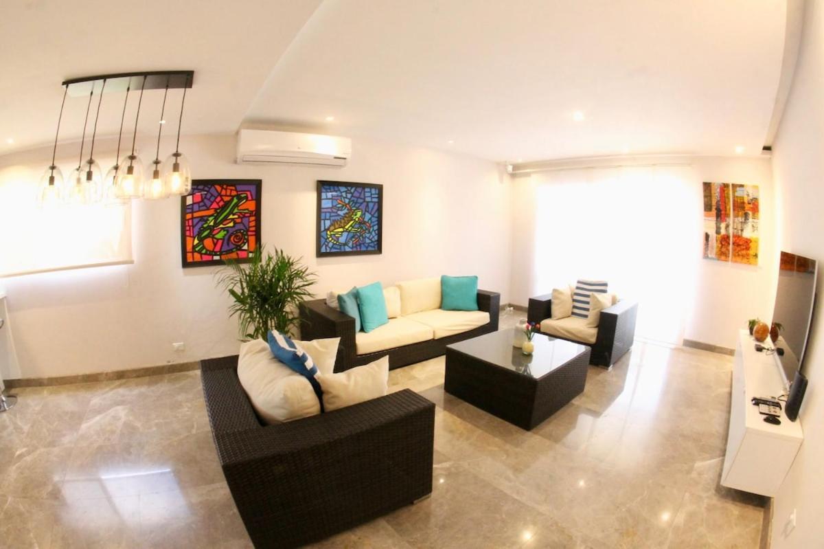 Eagle Beach Luxury House, Walking Distance To The Beach Palm Beach Exterior foto